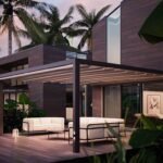 Modern pergola a teraszon, luxus környezetben pálmákkal.